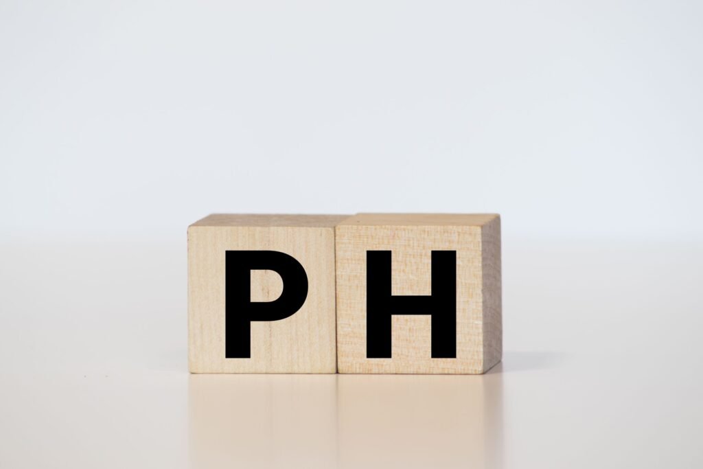 Letras "P" e "H", representando a escala de acidez.